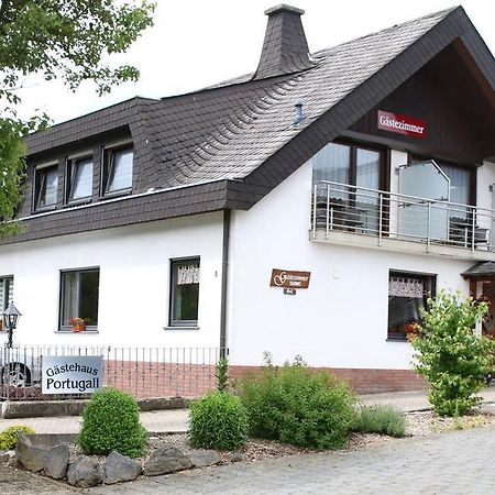 Gaestehaus Portugall เอลเลนซ์-พอลเทอร์สดอร์ฟ ภายนอก รูปภาพ